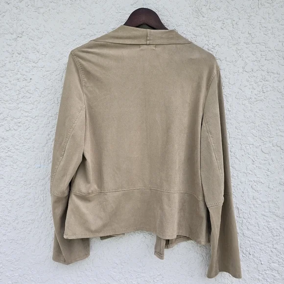 Women's Fall Tan Jacket - Picture 5 of 7